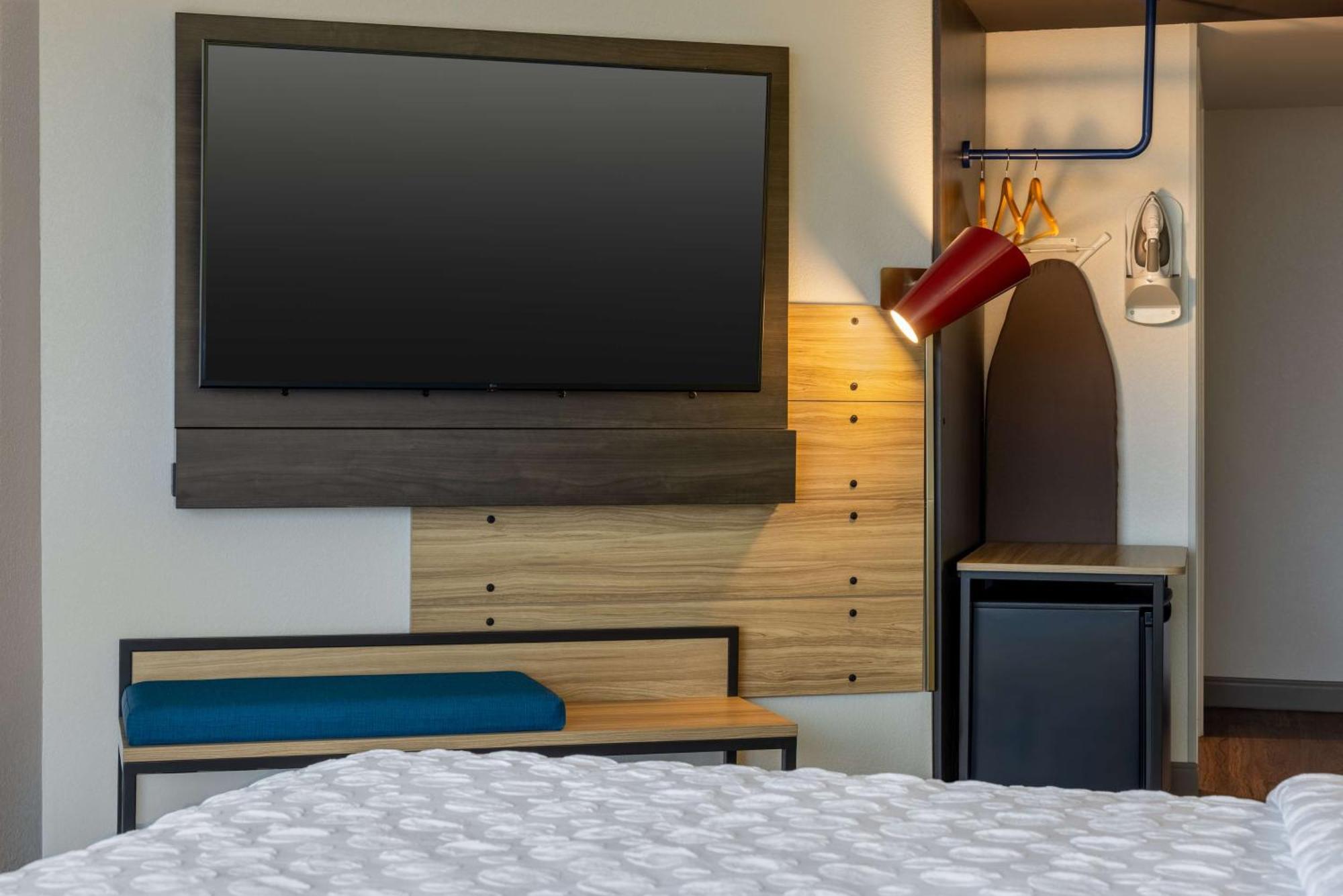 Tru By Hilton Ankeny Hotel Екстериор снимка