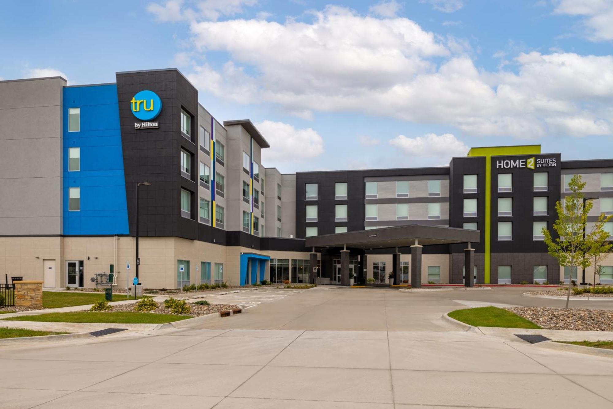 Tru By Hilton Ankeny Hotel Екстериор снимка